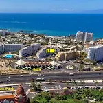 Sea Views - Pool - Location - Free Parking * Адехе