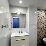 Sea Views - Pool - Location - Free Parking *