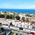 Sea Views - Pool - Location - Free Parking Апартаменти Адехе