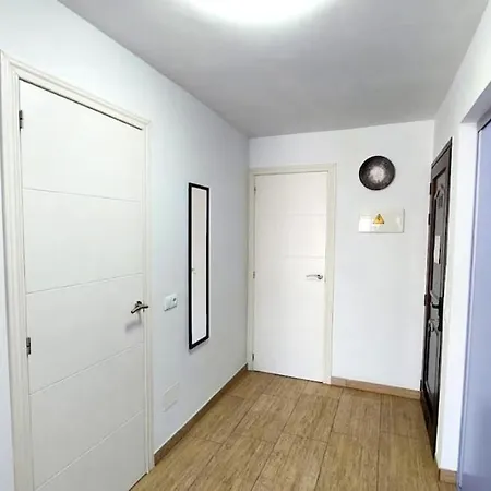 Sea Views - Pool - Top Location - Free Parking